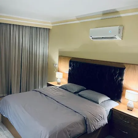 شقة مفروشة فاخرة مطلة على كورنيش النيل المعادي بالطابق 23 Cairo Exterior photo