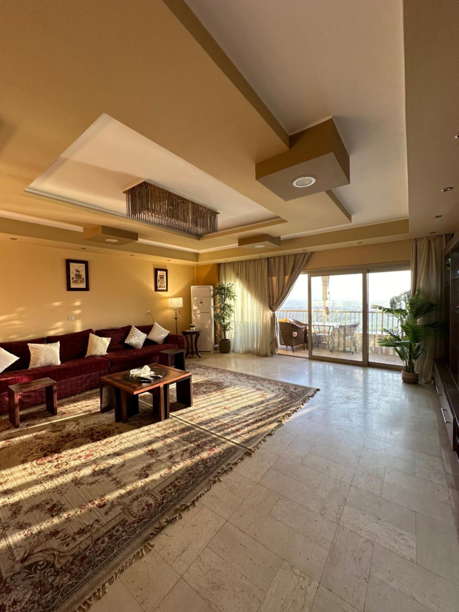 Apartment مفروشة فاخرة مطلة على كورنيش النيل المعادي بالطابق 23